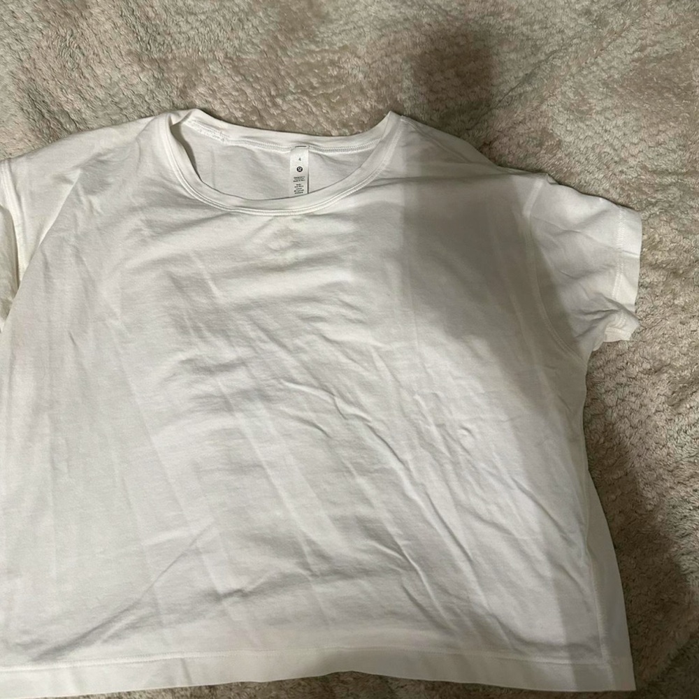 Lululemon white tee!